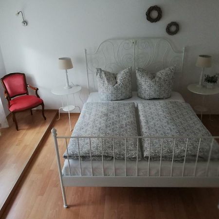 Ferienwohnung Am Toepferplatz Хёр-Гренцхаузен Экстерьер фото